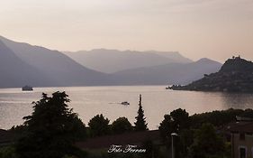 Casa Vacanze Gli Ulivi Del Lago