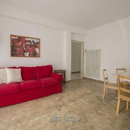 Casa Vacanze Gli Ulivi Del Lago Villa Sale Marasino Esterno foto