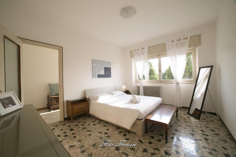 Casa Vacanze Gli Ulivi Del Lago Villa Sale Marasino Esterno foto