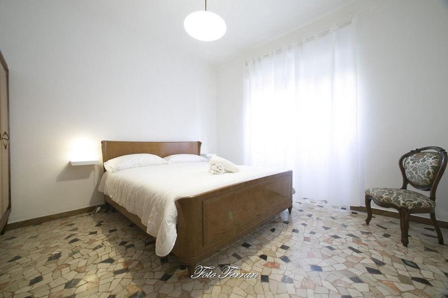 Casa Vacanze Gli Ulivi Del Lago Villa Sale Marasino Esterno foto